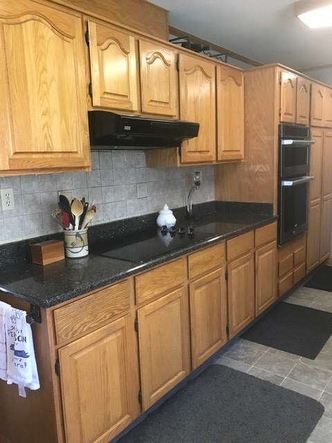 5996 S Airline Road, Bloomington, IN 47401