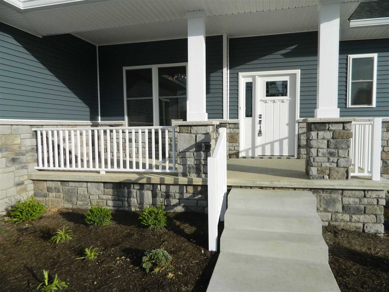 989 E Keenland Court, Bloomington, IN 47401
