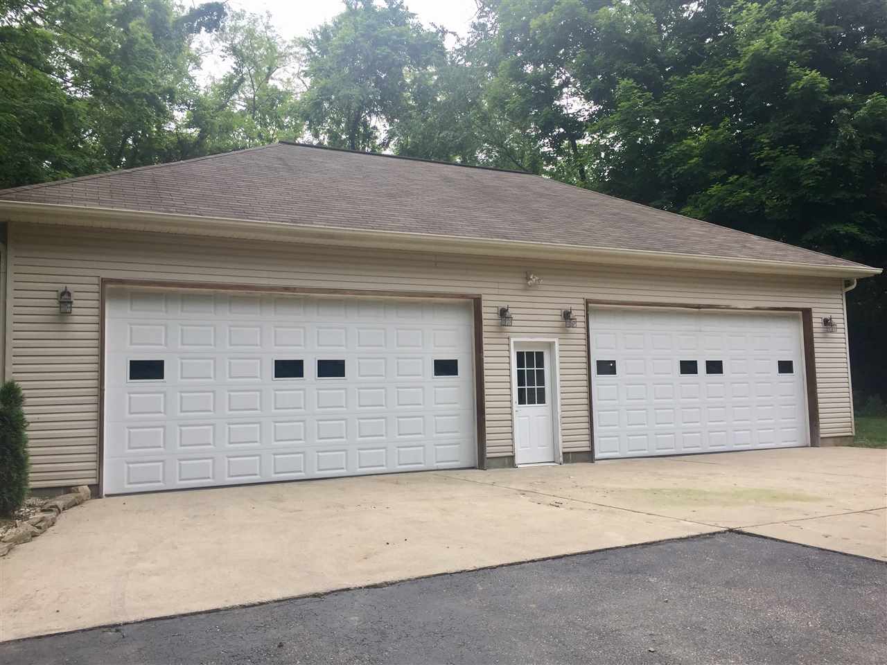 5810 S Silver Fox Court, Bloomington, IN 47401