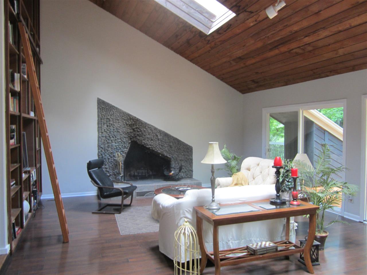 5111 E Heritage Woods Road, Bloomington, IN 47401