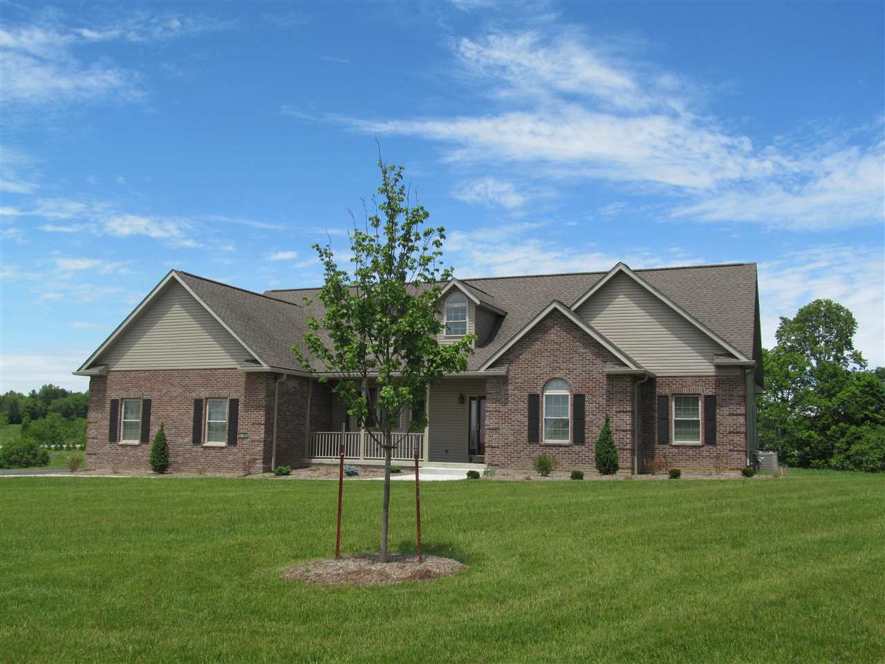 2192 W Tobacco Road, Bloomington, IN 47403