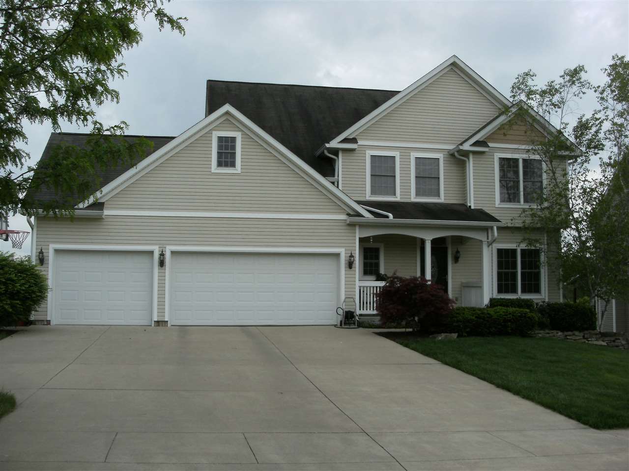 1681 W Dove Drive, Bloomington, IN 47403