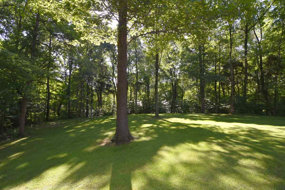 3691 N Lauren Lane, Bloomington, IN 47404