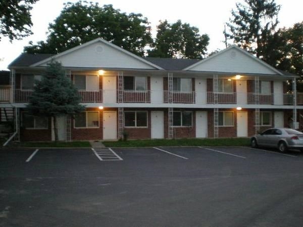 915 N Rogers Street, Bloomington, IN 47404