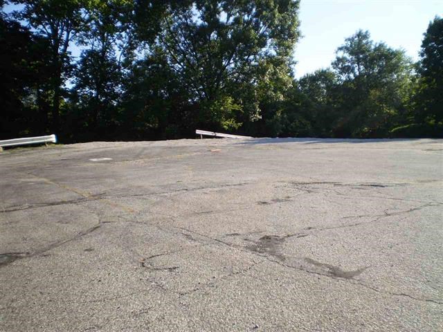 400 W 17th Street, Bloomington, IN 47404