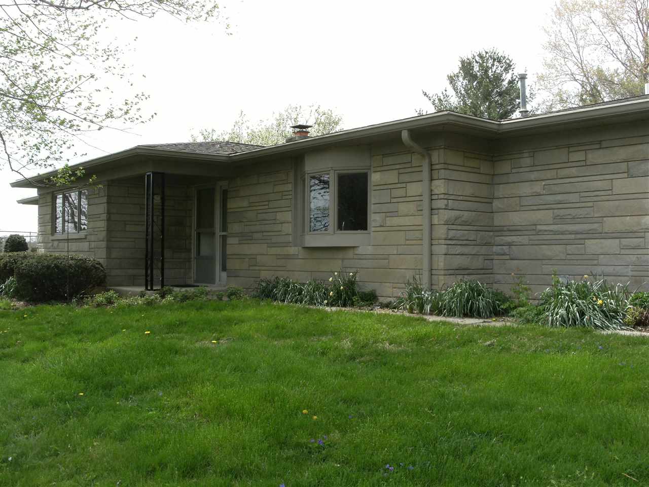 6695 N Bottom Road, Bloomington, IN 47404