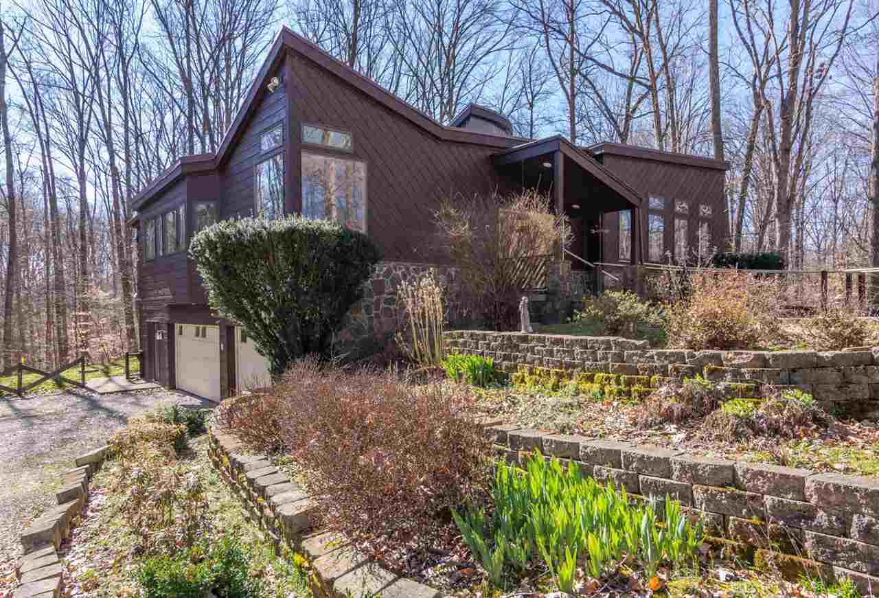 2230 E Mel Currie Rd, Bloomington, IN 47408