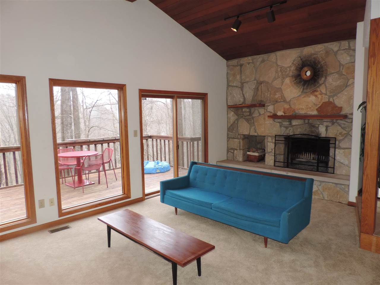 5485 E James, Bloomington, IN 47408