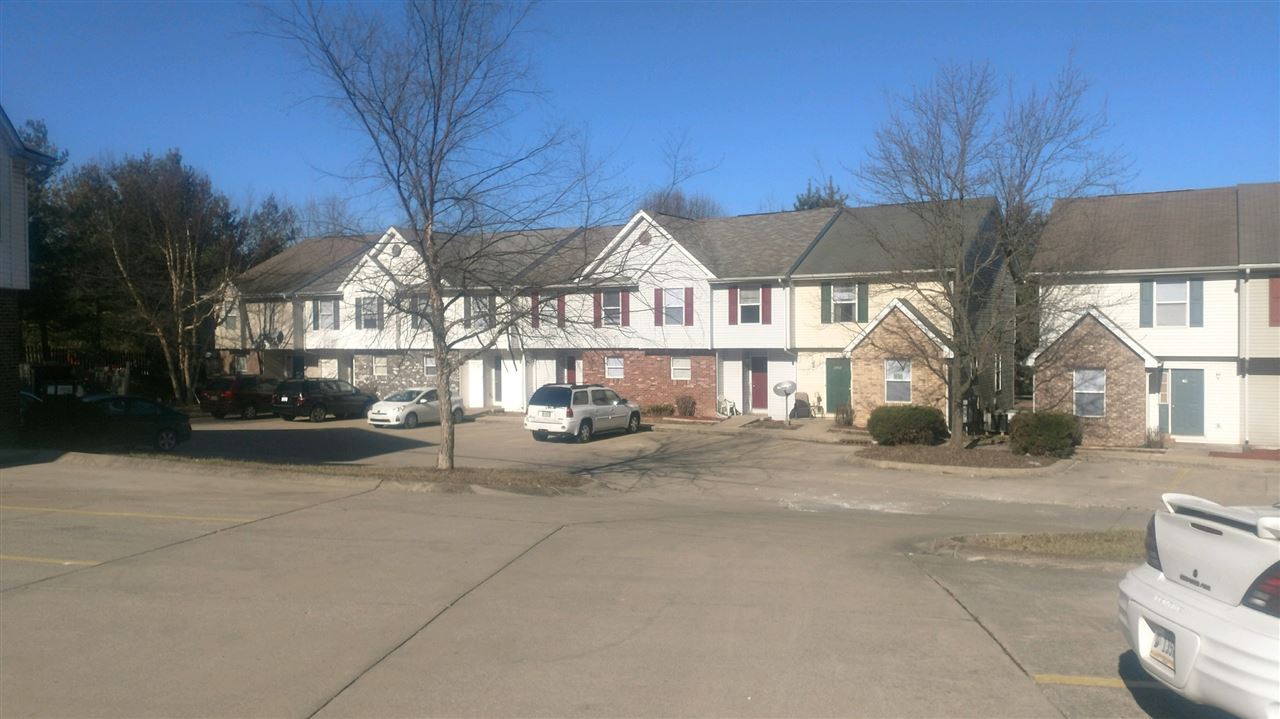 4400 E Elouise Avenue, Bloomington, IN 47408