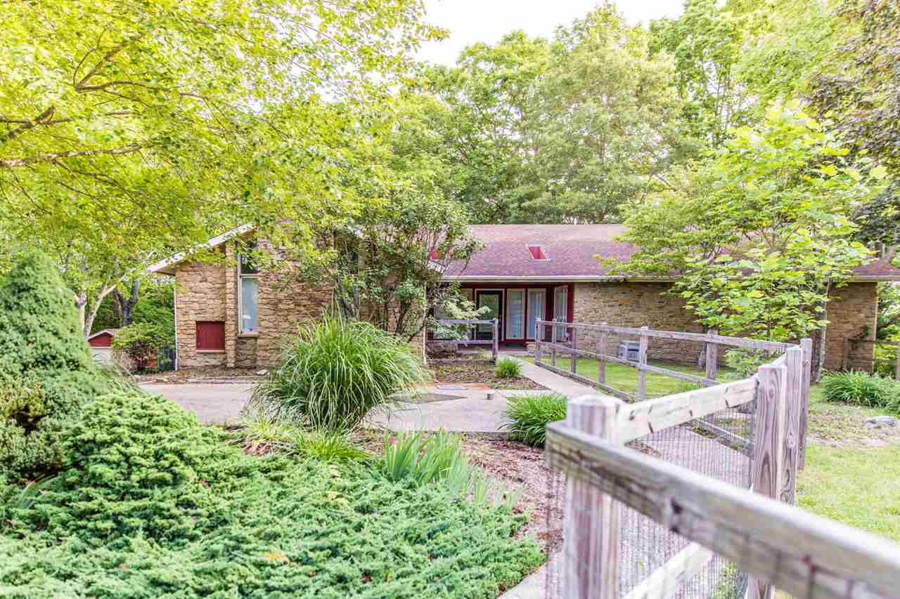 6865 Trailway Drive, Bloomington, IN 47408