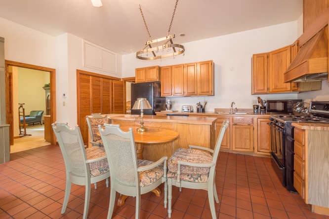 550 N Lower Birdie Galyan Road, Bloomington, IN 47408