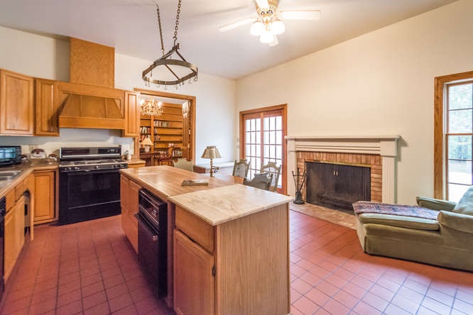550 N Lower Birdie Galyan Road, Bloomington, IN 47408