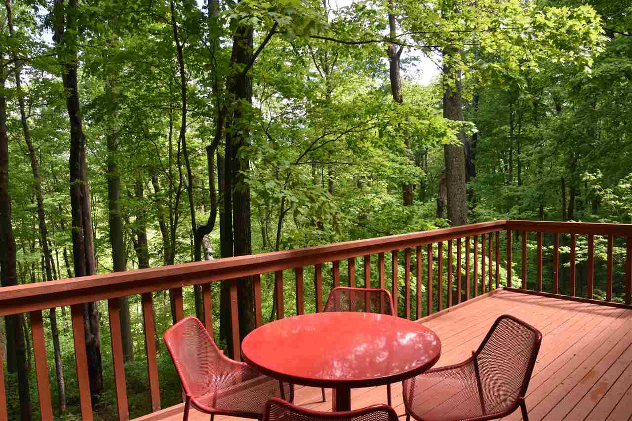 5485 E James Road, Bloomington, IN 47408