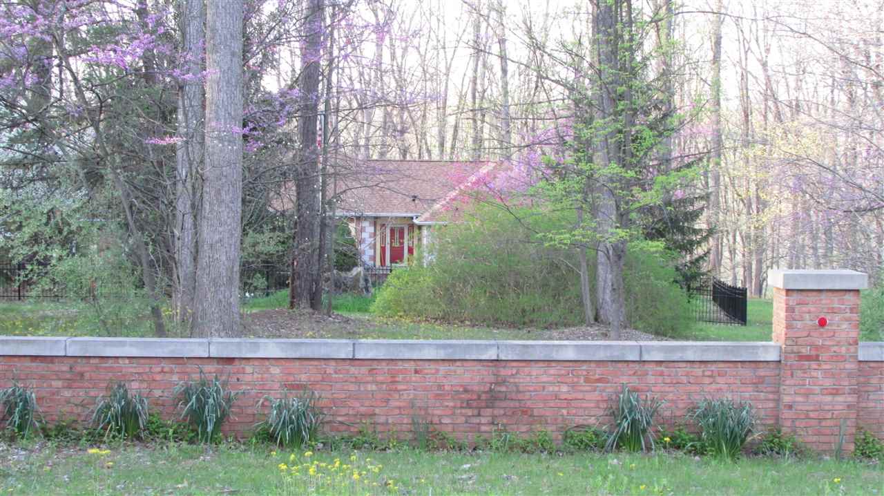 256 The Woods, Bedford, IN 47421
