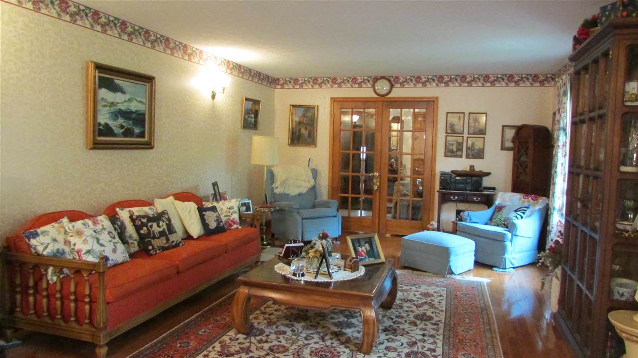256 The Woods, Bedford, IN 47421
