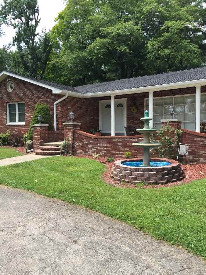 1117 STEVENS, Mitchell, IN 47446