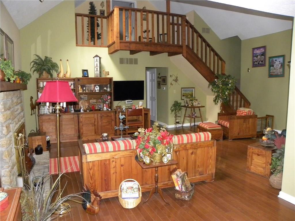 1266 HELMSBURG Road, Nashville, IN 47448