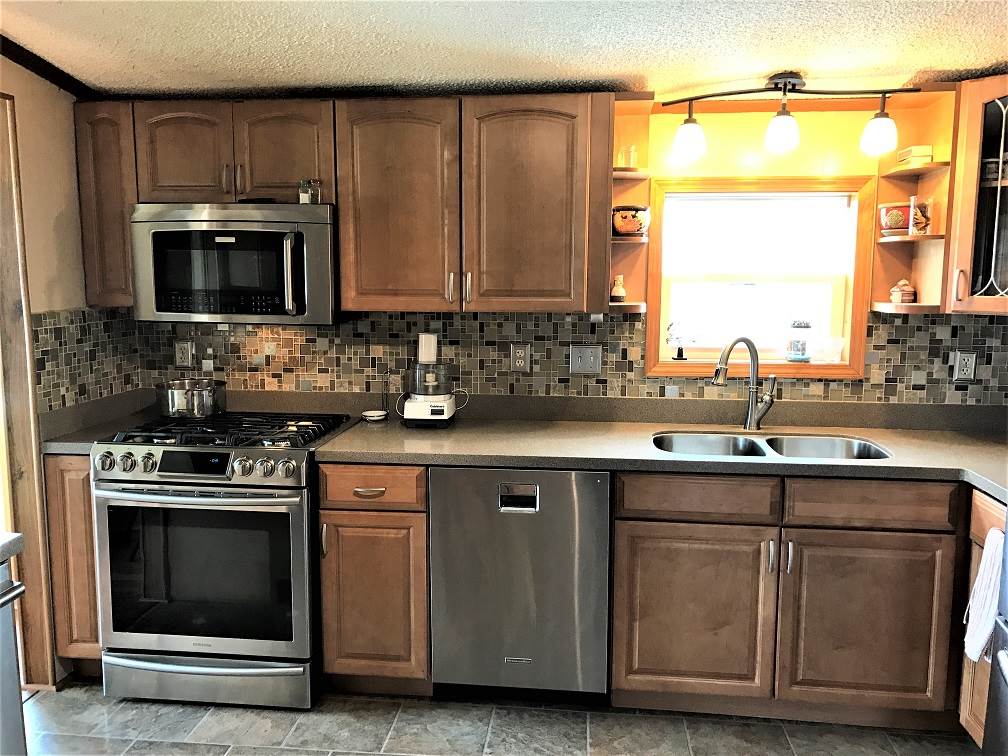 12194 E wagner Road, Solsberry, IN 47459