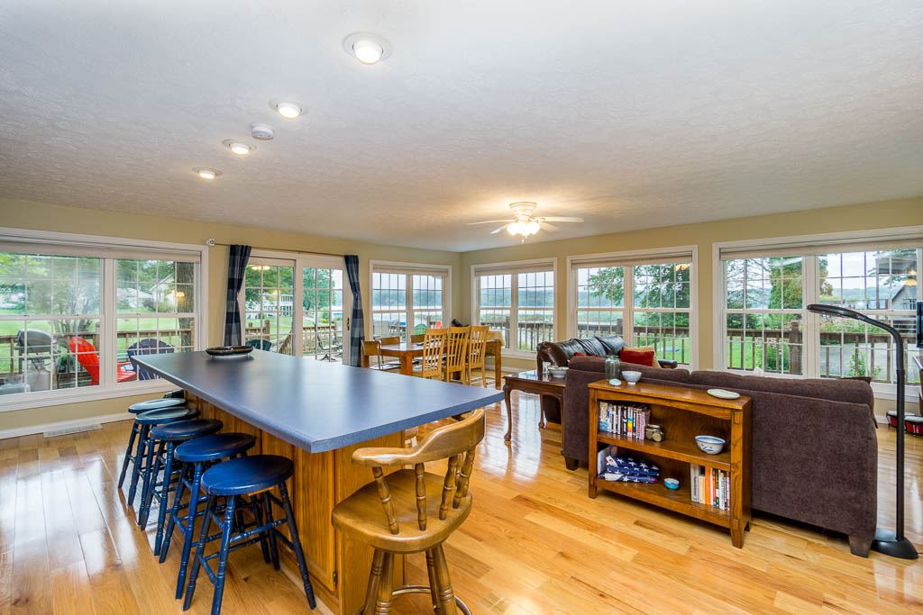 6398 South Shore, Unionville, IN 47468