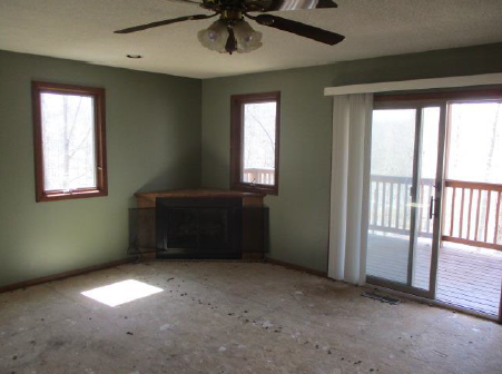 4738 N Echo Lake CiCannelton, IN, 47520Perry County