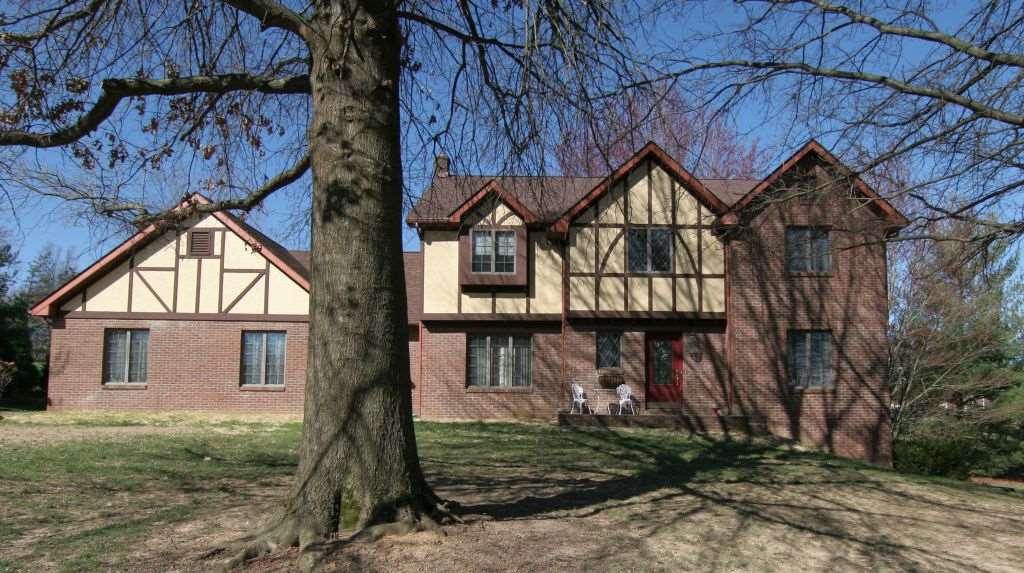 1555 St. Charles St, Jasper, IN 47546