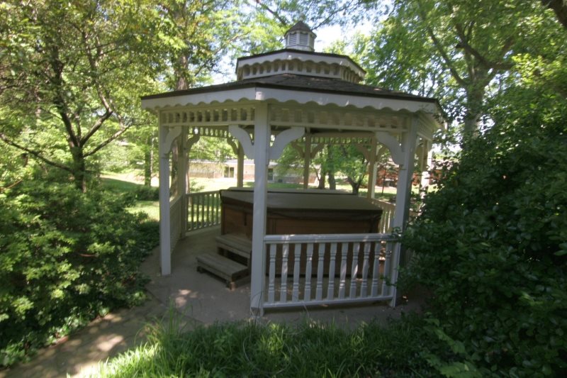 1028 Kuebler Place, Jasper, IN 47546