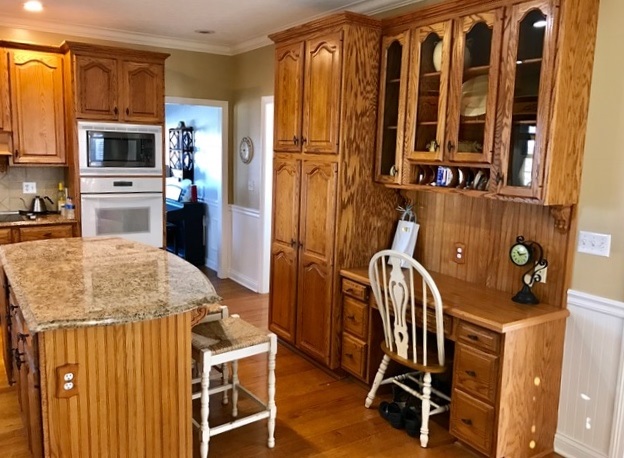 12253 E 300 S, Loogootee, IN 47553