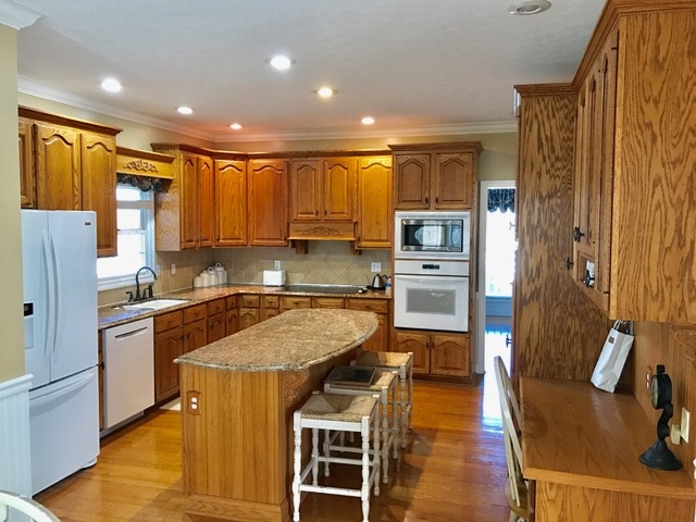 12253 E 300 S, Loogootee, IN 47553