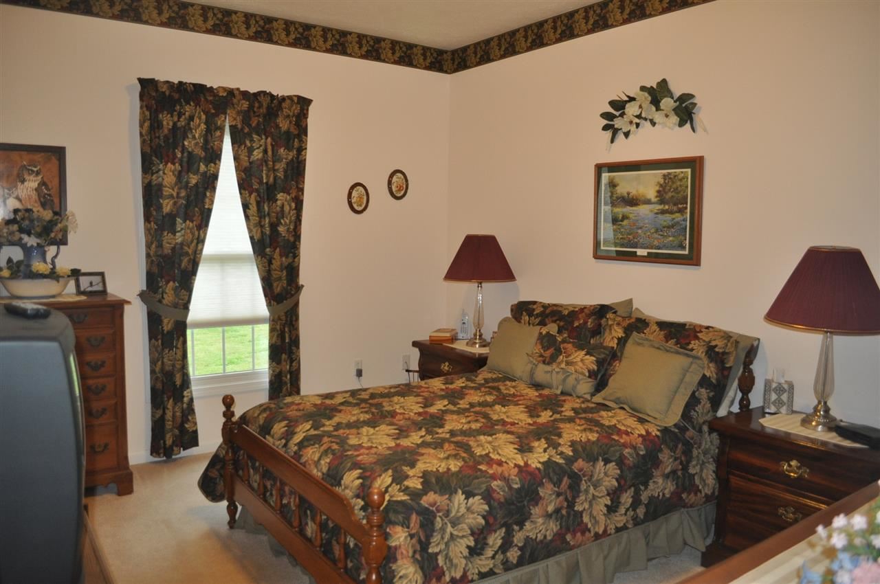 455 W Evergreen Plaza, Santa Claus, IN 47579
