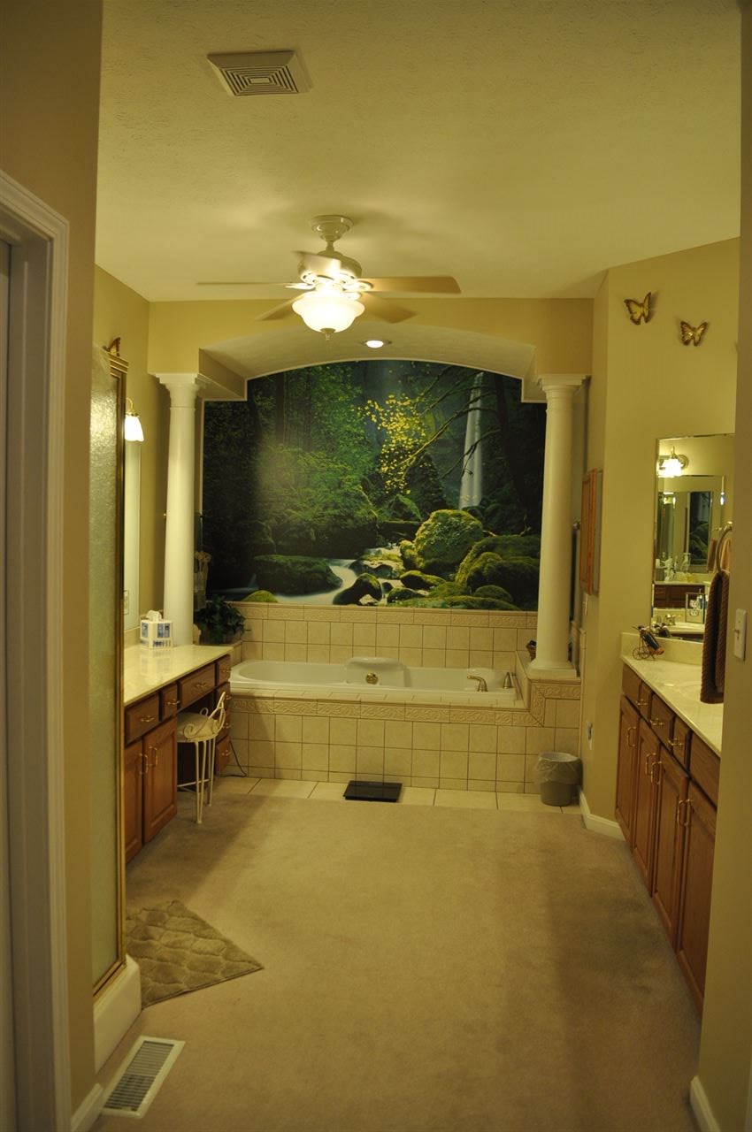 455 W Evergreen Plaza, Santa Claus, IN 47579