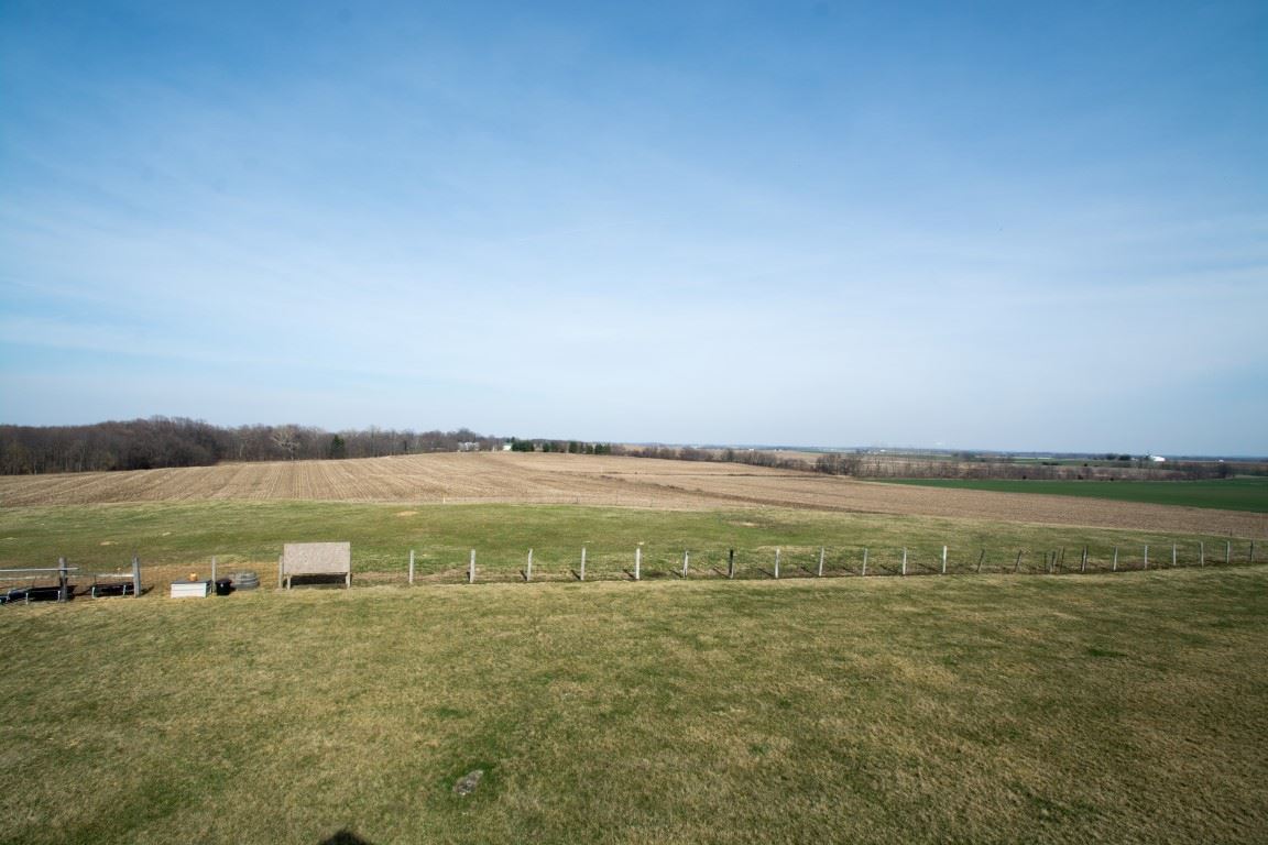 2179 E Rohrer Road, Vincennes, IN 47591