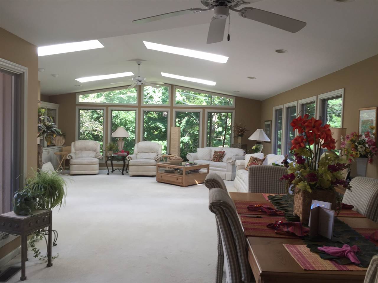 2860 N Delaware Drive, Vincennes, IN 47591