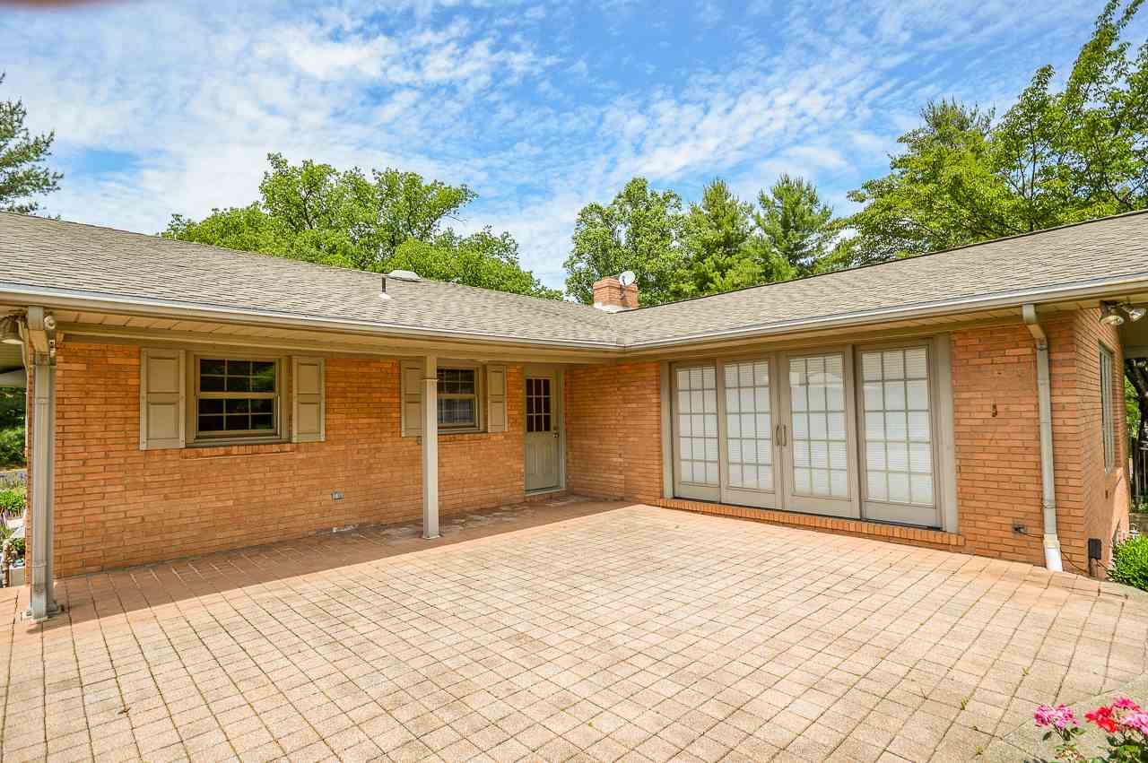 5420 N Ford Rd, Mount Vernon, IN 47620