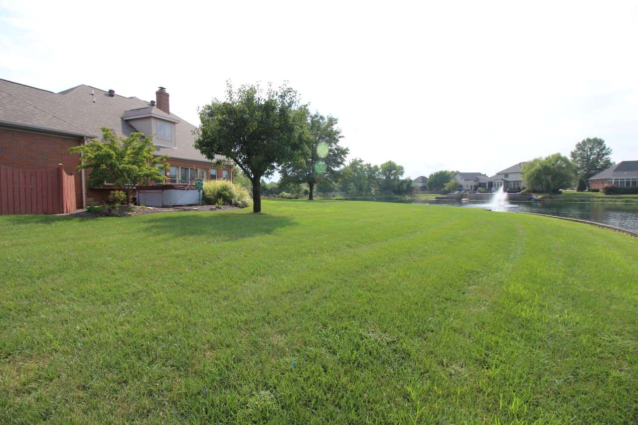 7966 LAKE TERRACE CT, Newburgh, IN 47630