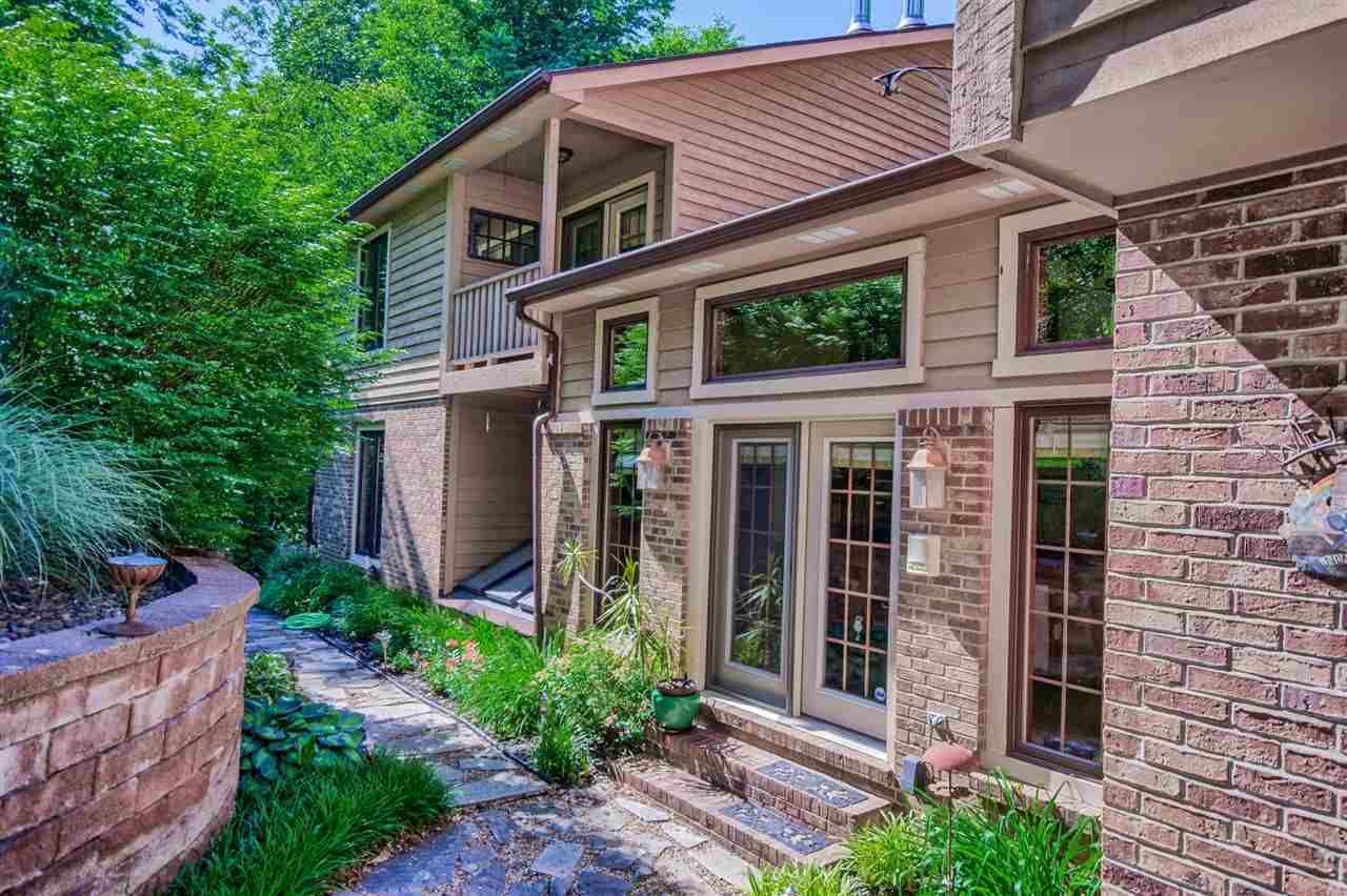 8500 Framewood Dr, Newburgh, IN 47630