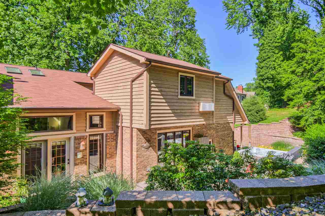 8500 Framewood Dr, Newburgh, IN 47630