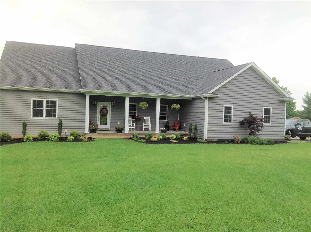 713 S Old Patoka Road, Patoka, IN 47666
