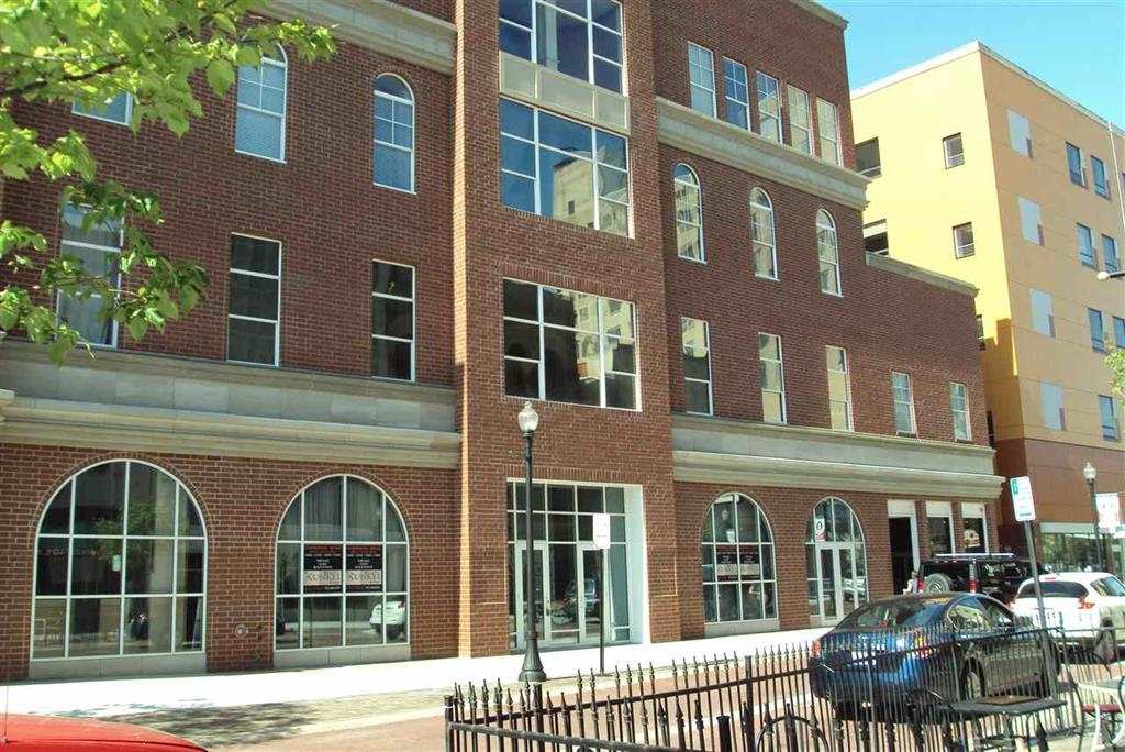 300 Main Street, Evansville, IN 47708