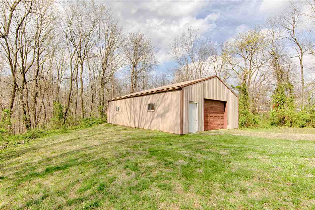6301Hogue Rd, Evansville, IN 47712