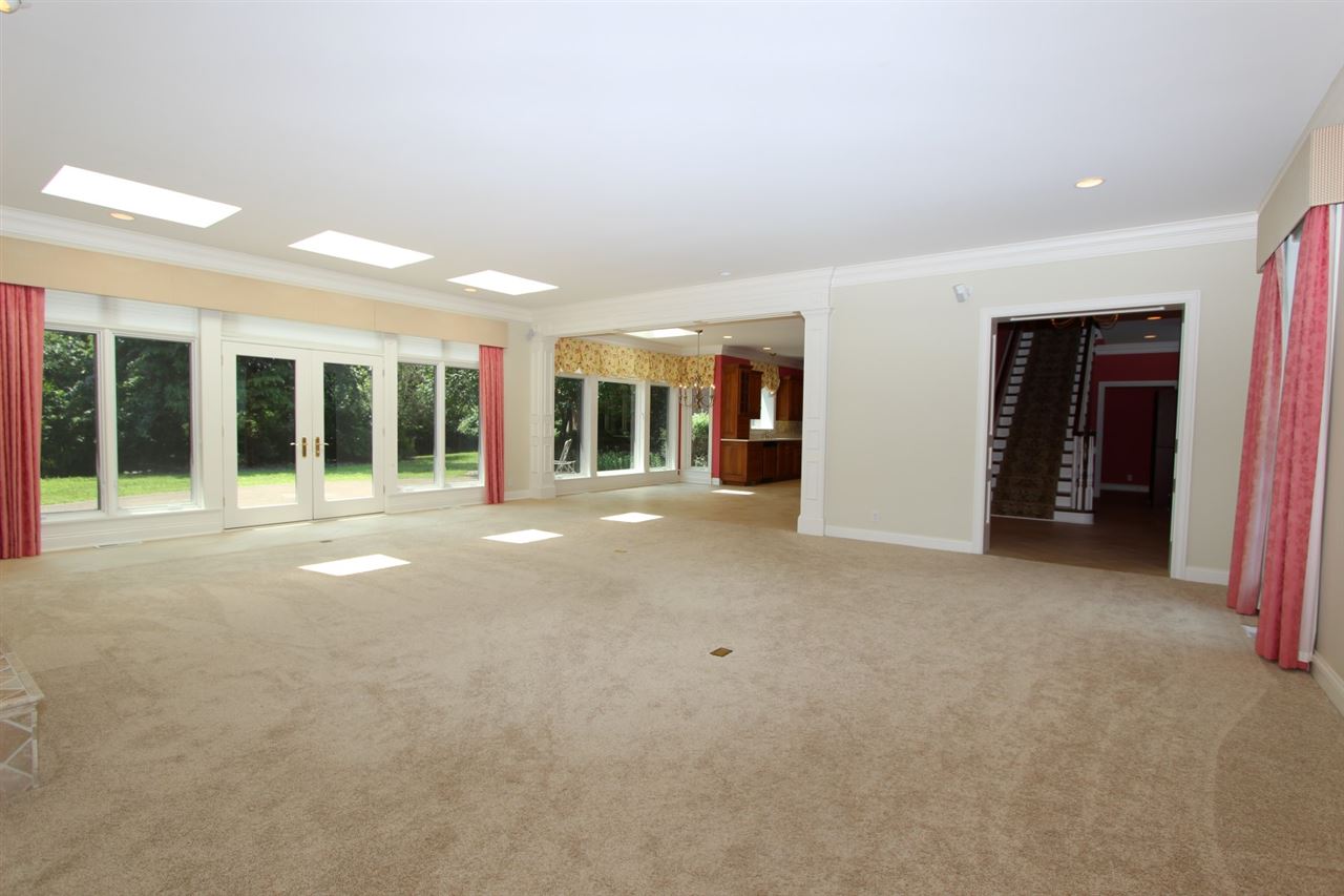 2901 Woodstone Lane, Evansville, IN 47712