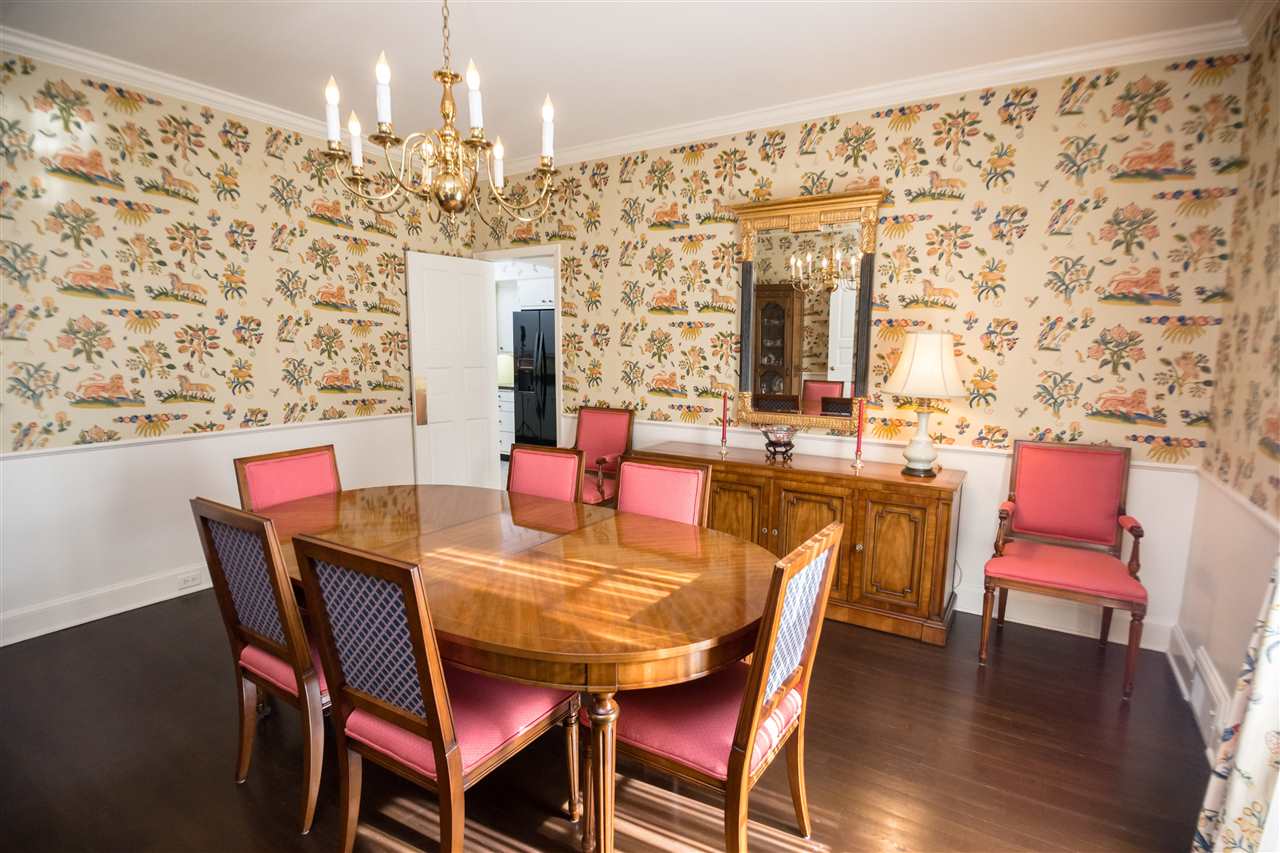 820 S Meadow, Evansville, IN 47714