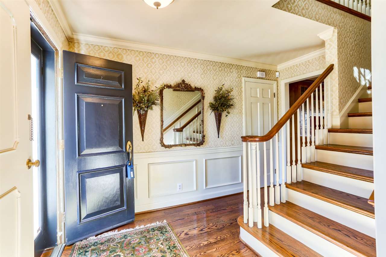 701 S Meadow Road, Evansville, IN 47714