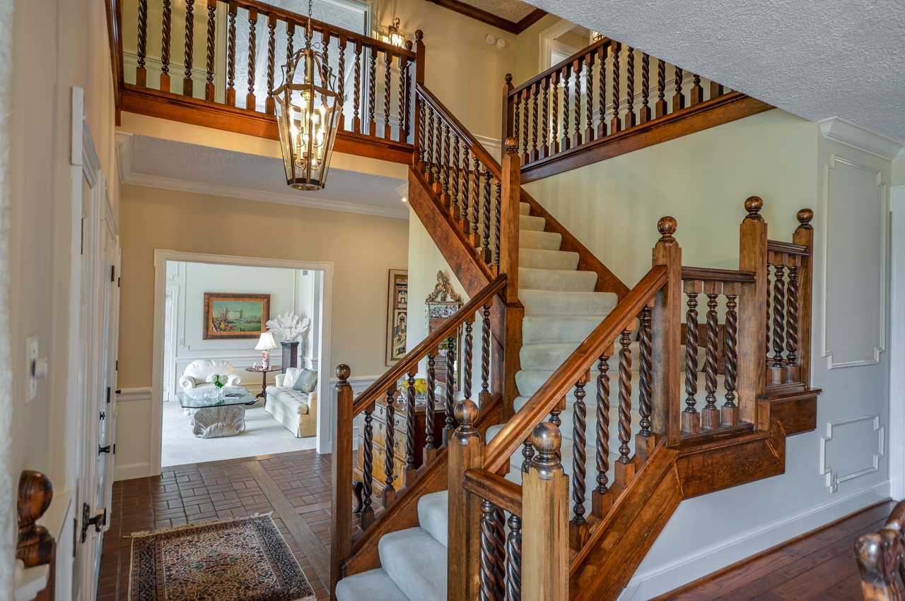 26 Oak Meadow, Evansville, IN 47725