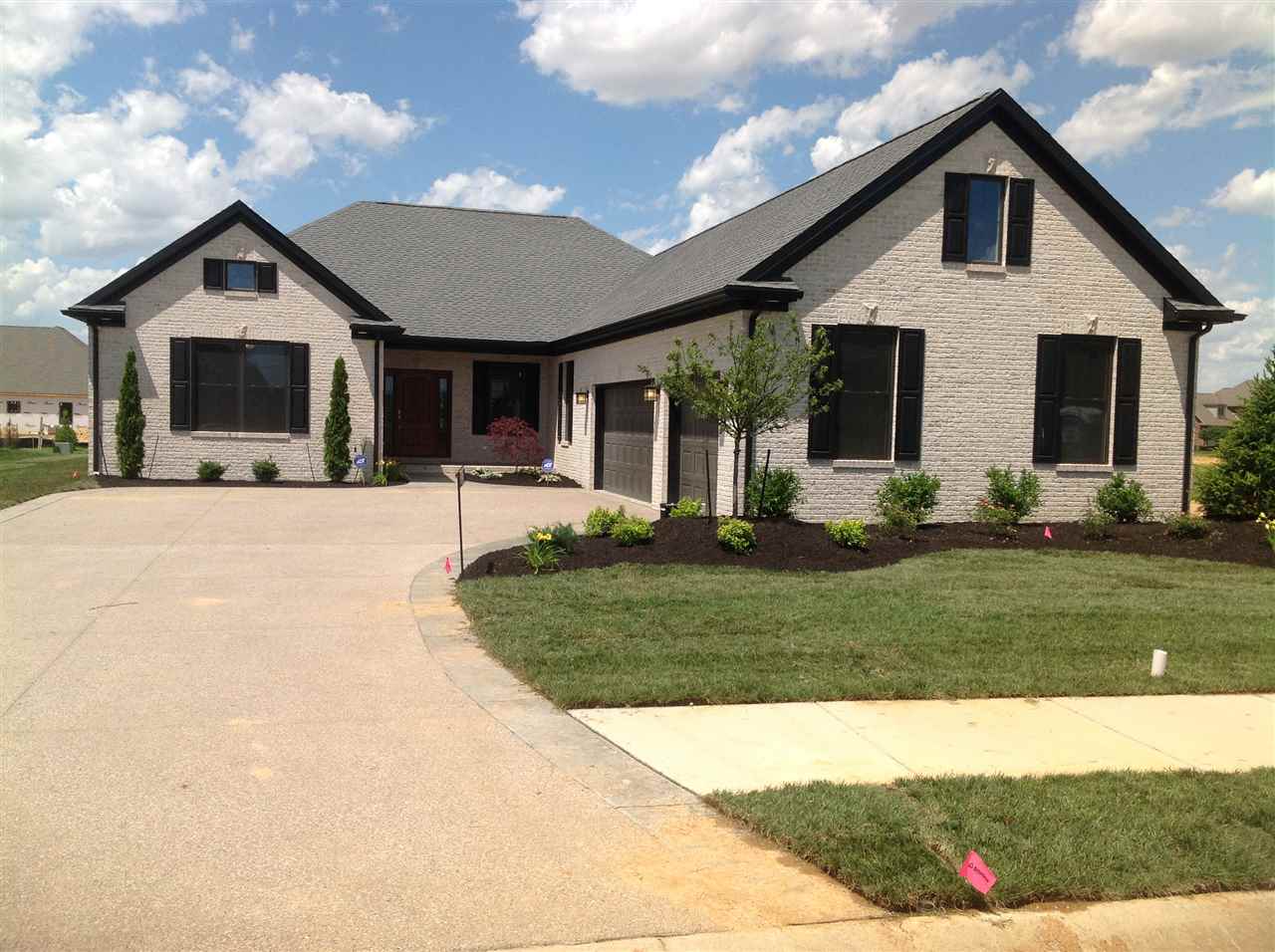 1214 Ladbrooke Drive, Evansville, IN 47725