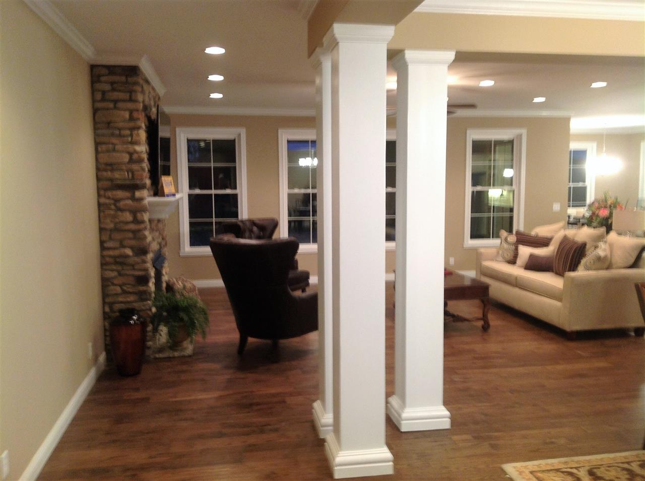 1214 Ladbrooke Drive, Evansville, IN 47725