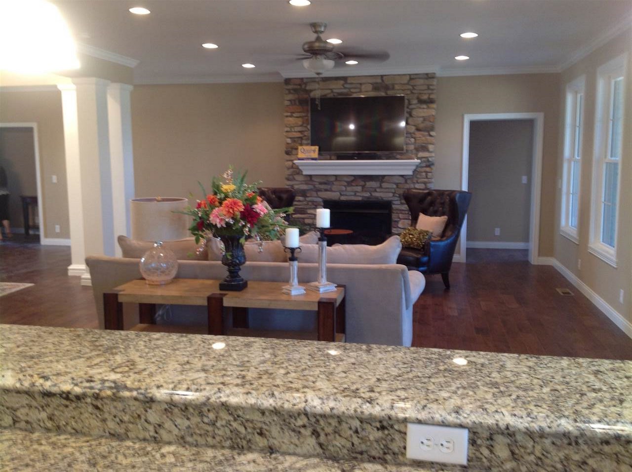 1214 Ladbrooke Drive, Evansville, IN 47725