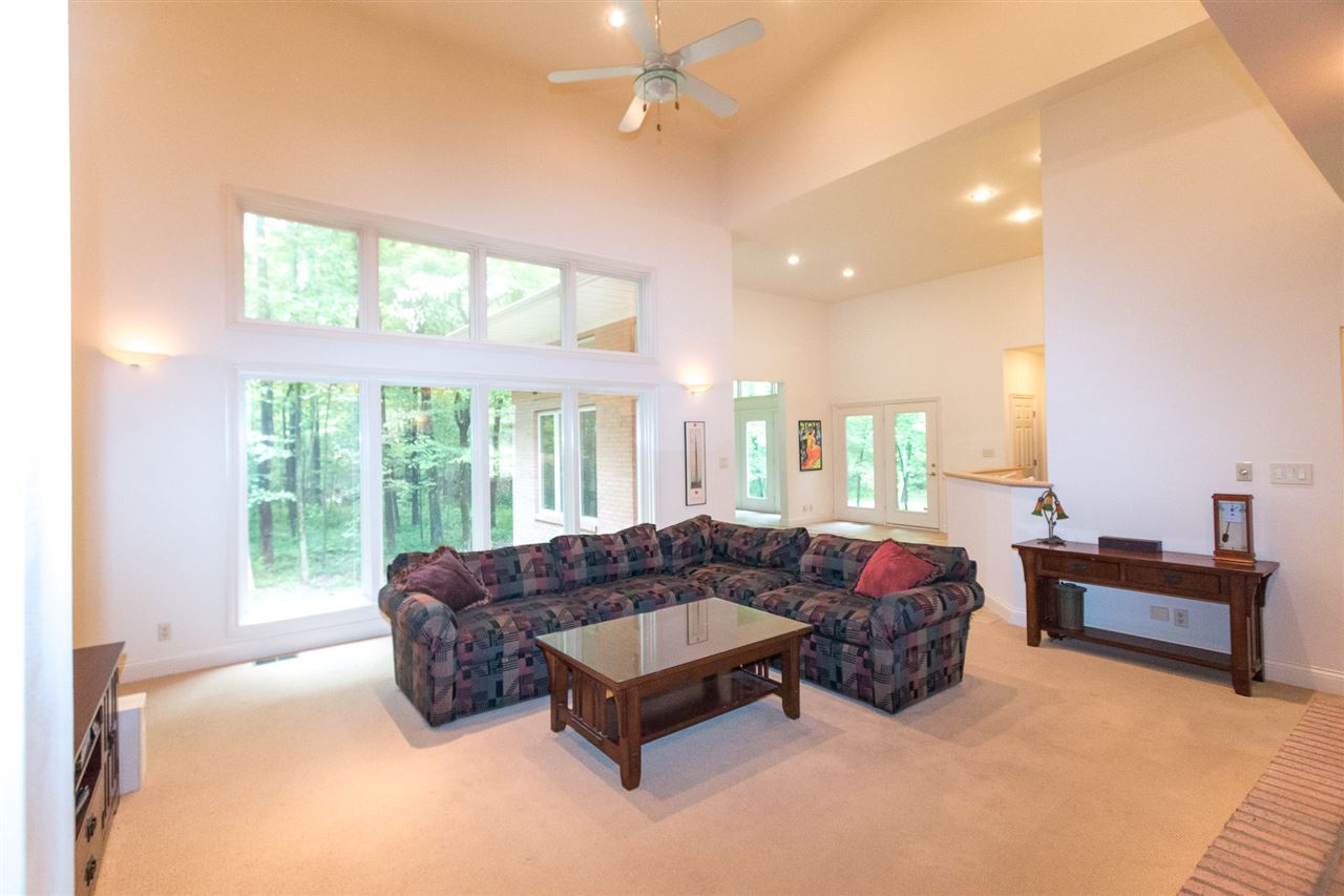 1241 Tall Timbers Drive, Evansville, IN 47725