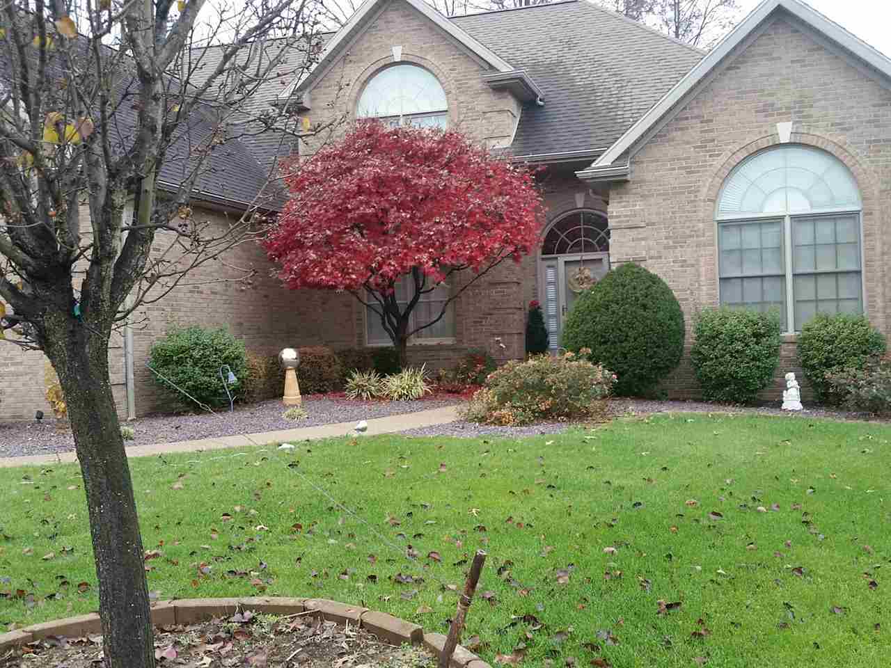 2332 Waterstone Drive, Evansville, IN 47725