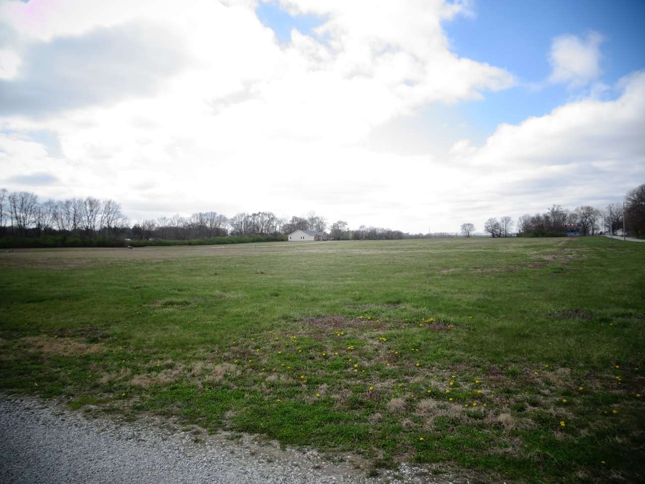 W Kennett, Terre Haute, IN 47802