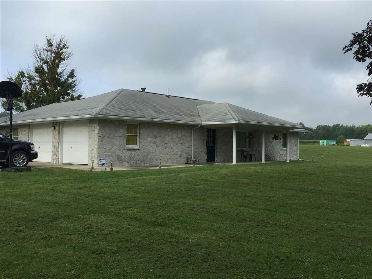 106 E 14th Street, Clay City, IN 47841